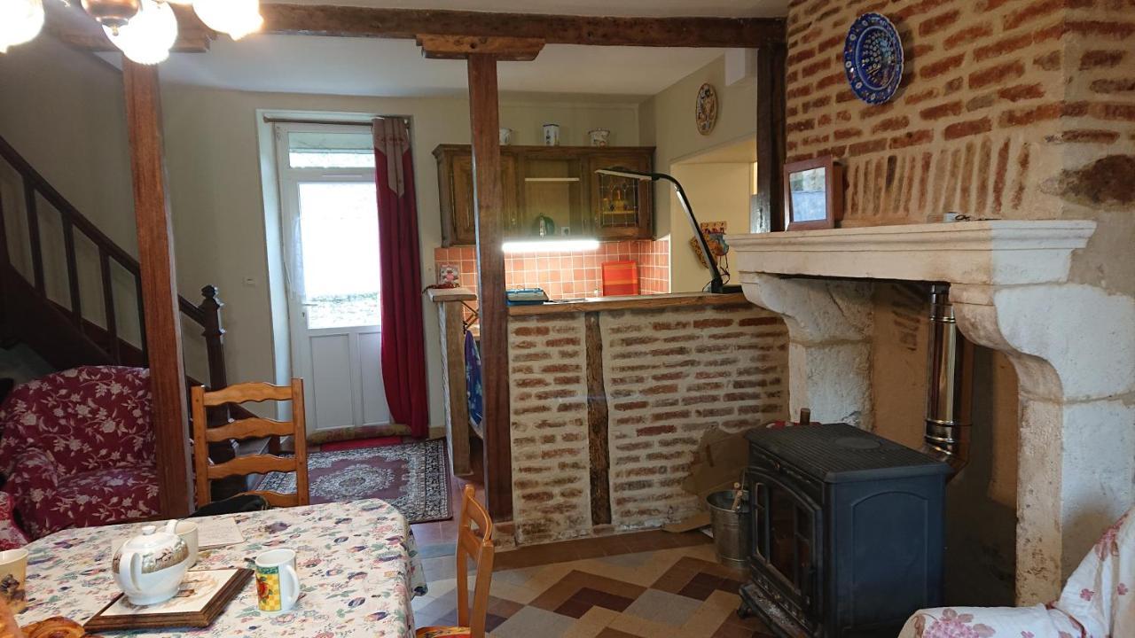 Le Gite Du Herisson, Gite De Charme Et De Confort Le Menoux Exterior photo